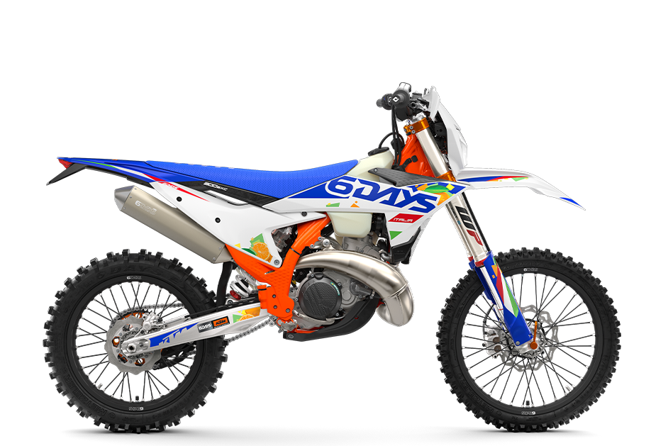PHO_BIKE_90_RE_KTM-enduro-300-exc-6days-right-side-studio-image_#SALL_#AEPI_#V1