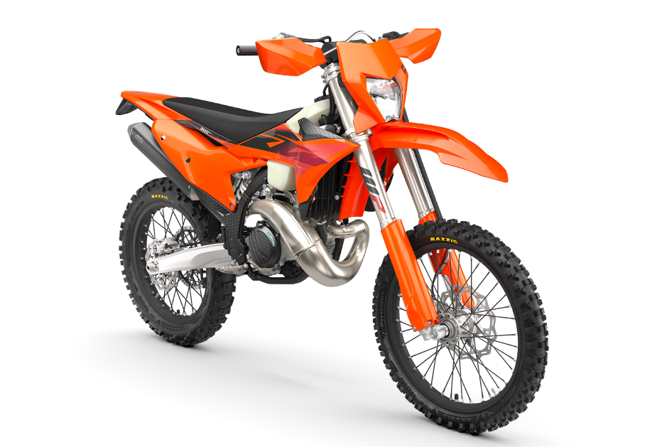 PHO_BIKE_PERS_REVO_KTM-Enduro-300-EXC-MY27-front-right_#SALL_#AEPI_#V1